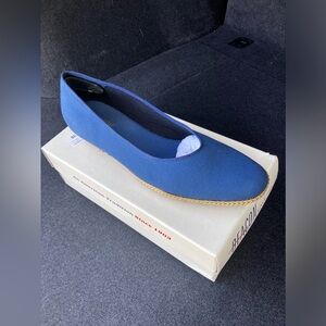 Size 12 - Beacon canvas espadrilles - navy - perfect condition